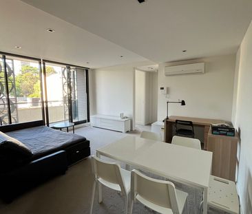 Stunning Fully Furnished 1-Bedroom Apartment in Hawthorn! - Photo 6