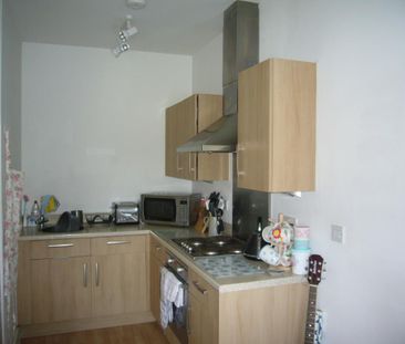 1 bedroom flat to rent - Photo 4