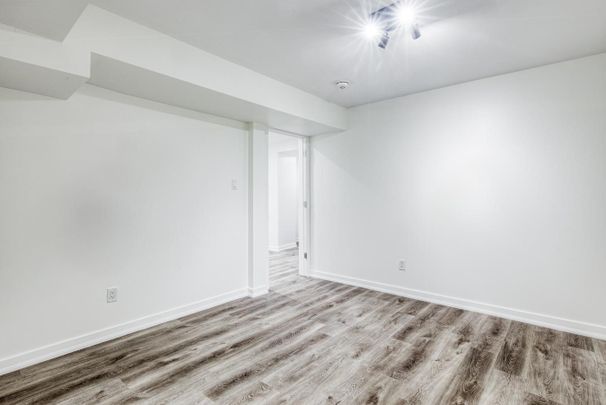 For Lease - 562 Winette Road, Pickering, Ontario - Photo 1