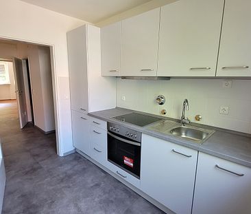 Renovierte 2-Zimmer-Wohnung mit Einbauküche und Balkon - Foto 4