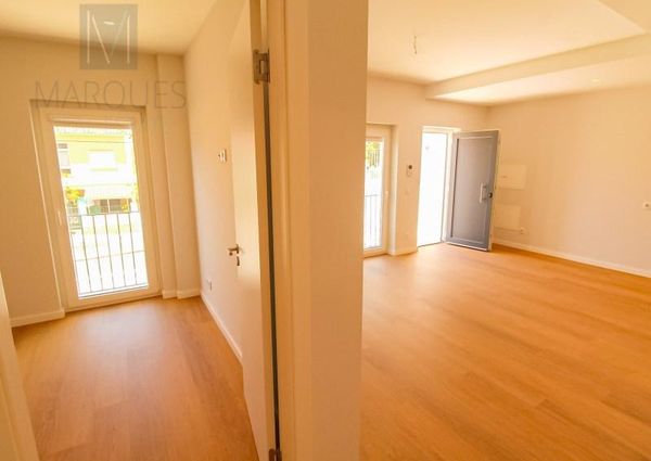 Apartamento T1+1 em Setúbal