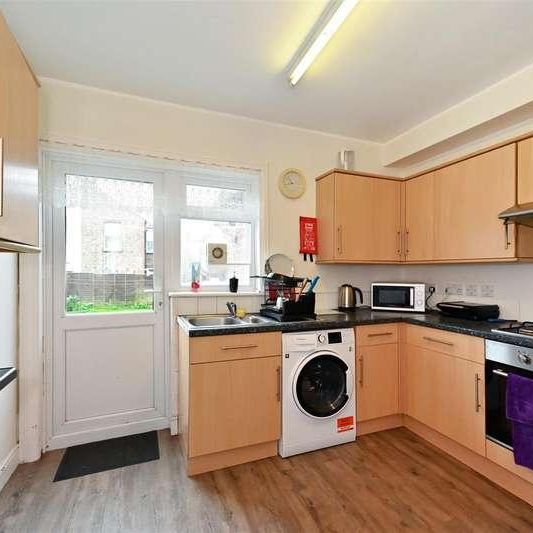 Burnham Avenue, Bognor Regis, PO21 - Photo 1