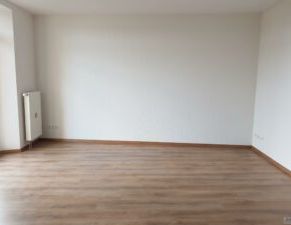 Liebknechtstr. 69, Wohnung 2 ~~~ Einbauküche, Stellplatz, Südbalkon, Bad mit Wanne und Dusche, großer Abstellraum - Foto 1