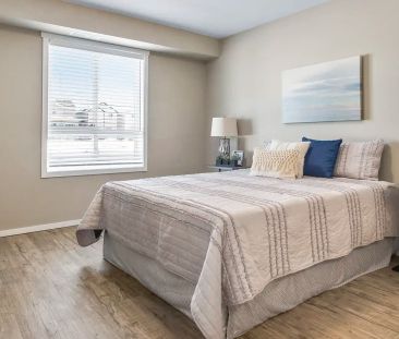 Two Bedroom Two Bath - Photo 3