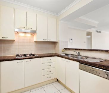 Quiet and Convenient - Photo 4