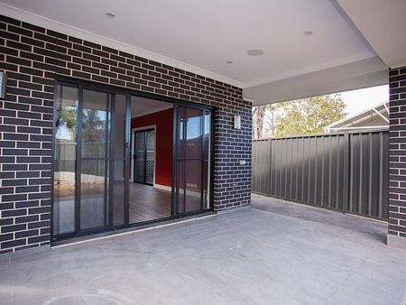 12A Greenasche Grove, Seacombe Gardens - Photo 2