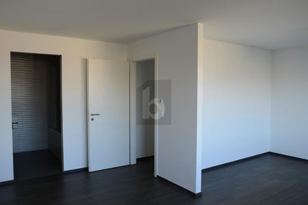 SPACIOUS, MODERN AND ELEGANT - Photo 5