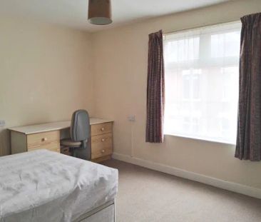 Ripon Street (4 bed) - Photo 6