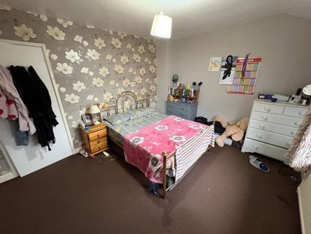 Birch Grove, Lancaster - Photo 4