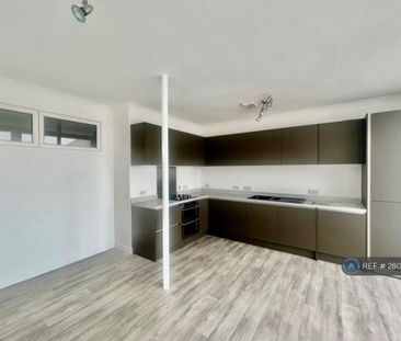 2 bedroom flat to rent - Photo 6