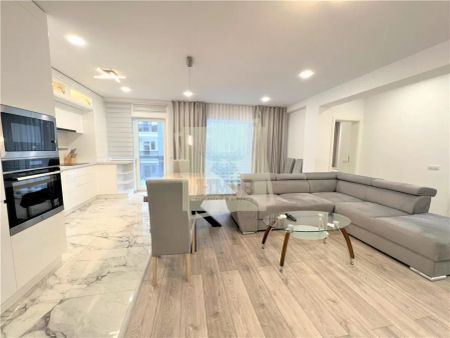 Apartament de lux 3 camere terasa parcare in Kogălniceanu - Fotografie 3