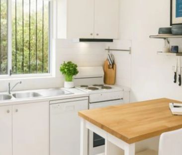 Light Filled Two Bedroom Character Home - Photo 3