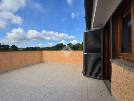 5 locali in affitto - Photo 3