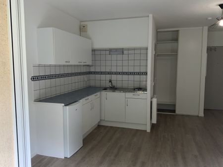 Location Appartement 1 pièce 21m² EVREUX 27000 - Photo 5