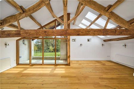 3 bedroom barn conversion to rent - Photo 3