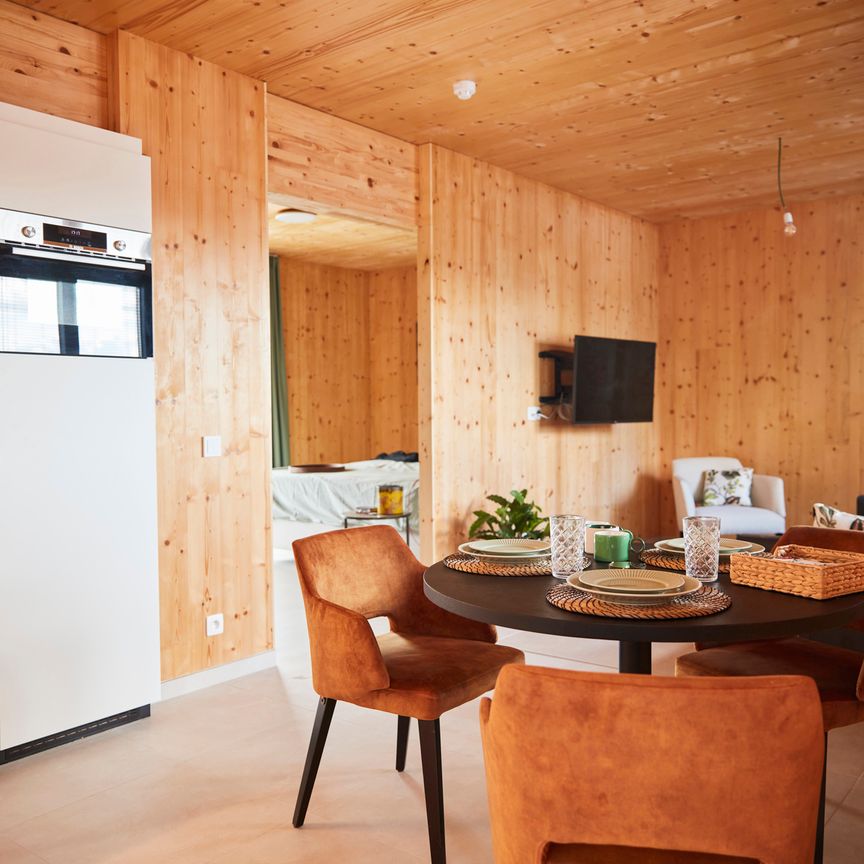 WICHELEN - Unieke serviceflat op centrale locatie - Foto 1