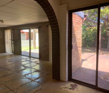 56 Hamilton Street, Bassendean WA 6054 - Apartment For Rent | Domain - Photo 5