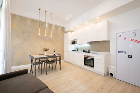 Via delle Ruote, Florence, Tuscany 50129 - Photo 5