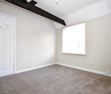 3 bedroom detached house to rent - Photo 2