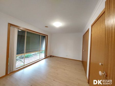 Impressive and Cozy Home in Prime Position - Photo 2