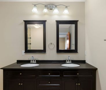 For Lease - 539 Armstrong Road Unit# 418, Kingston, Ontario - Photo 1