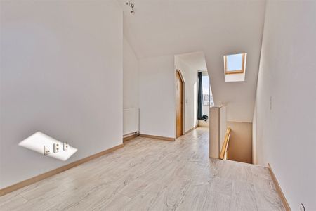 Rijwoning met 3 slpk, gezellige koer, centrum - Photo 4