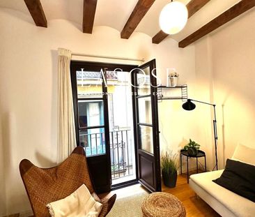 Apartment 71m² to rent in El Gòtic, Barcelona - Photo 2