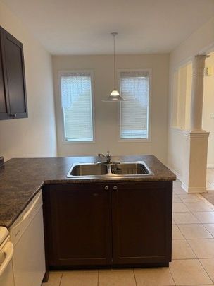 For Lease - 7 Village Gate Drive, Wasaga Beach, Ontario - Photo 1