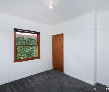 “A Real Charmer” - Photo 4