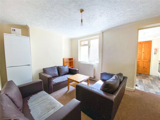 5 bedroom terraced house to rent - Photo 1