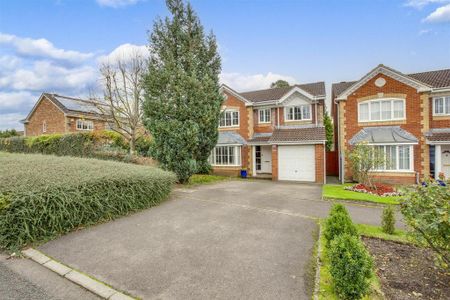 4 bedroom detached house to rent - Photo 5