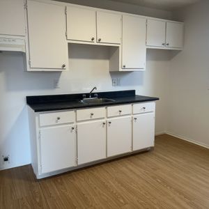 BEAU 3 ½ | EN RÉNOVATION |TOUT INCLUS - Photo 3