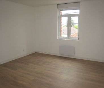 Location Appartement 2 pièces 54m² VALENCIENNES 59300 - Photo 6