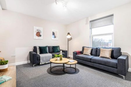 6 bedroom house to rent - Photo 2