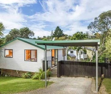 Lovely Lockwood home close to the beach - Photo 3