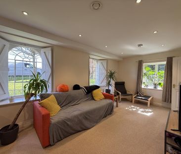 2 bedroom ground floor flat to rent - Photo 3