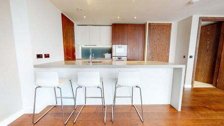 3 bedroom flat to rent - Photo 2