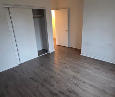 For Lease - 42 Donnacona Crescent, Toronto, Ontario - Photo 6