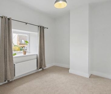 2 bedroom cottage to rent - Photo 2