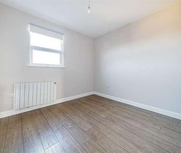 Backwater Place, Kingston Upon Thames, KT1 - Photo 2