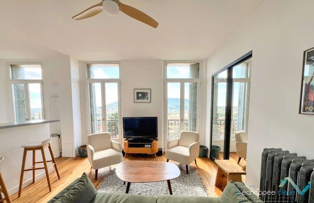 Superbe appartement climatisé pour 4 personnes au centre ville de Hyères - Photo 1