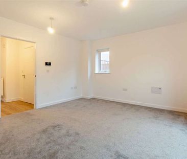 Brand new 3-bedroom semi-detached home with a driveway and an enclo... - Photo 3