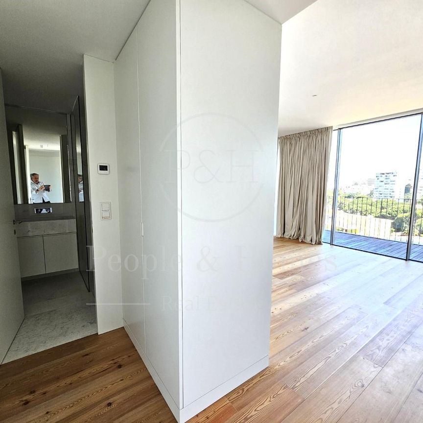 Cascais - T4 duplex ultra moderno. Rooftop e vista de mar - Photo 1