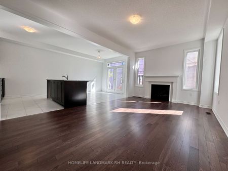 Detached Home For Lease | E8124228 - Photo 5