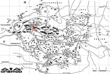 Appartement à louer à la semaine sur la place du village - Photo 2