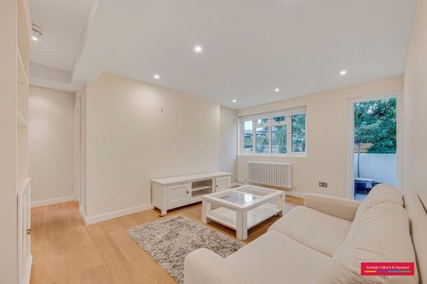 3 bedroom flat to rent - Photo 1