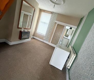 3 Bed Terraced House, Western Road, LE3 - Photo 5