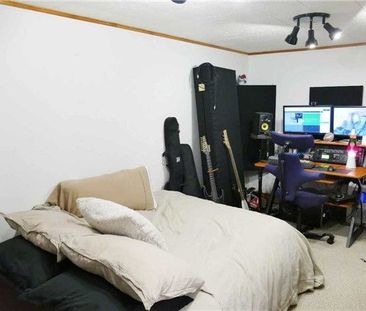 For Lease - 20 Johnson Road, Aurora, Ontario - Photo 5