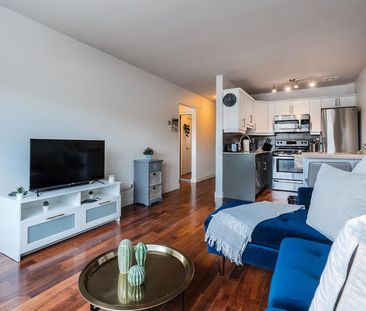 Nassau Street North - Photo 5