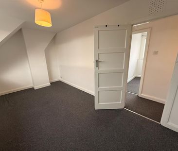 Cross Lane, Bebington, CH63 3AL - Photo 5